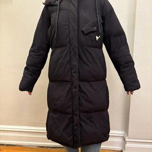 The Arrivals Black Turbo Sleeper Parka, Size XS. Lightly worn, great condition!